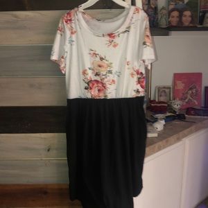 Floral Long Dress with short sleeves